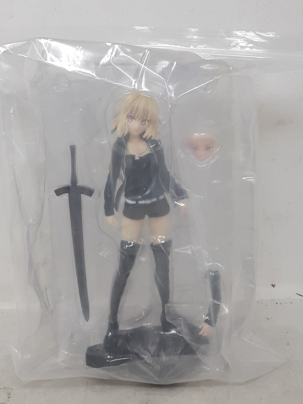 Fate/Grand Order-Saber Altria Pendragon Alter Casual Ver. 1/7 Figure