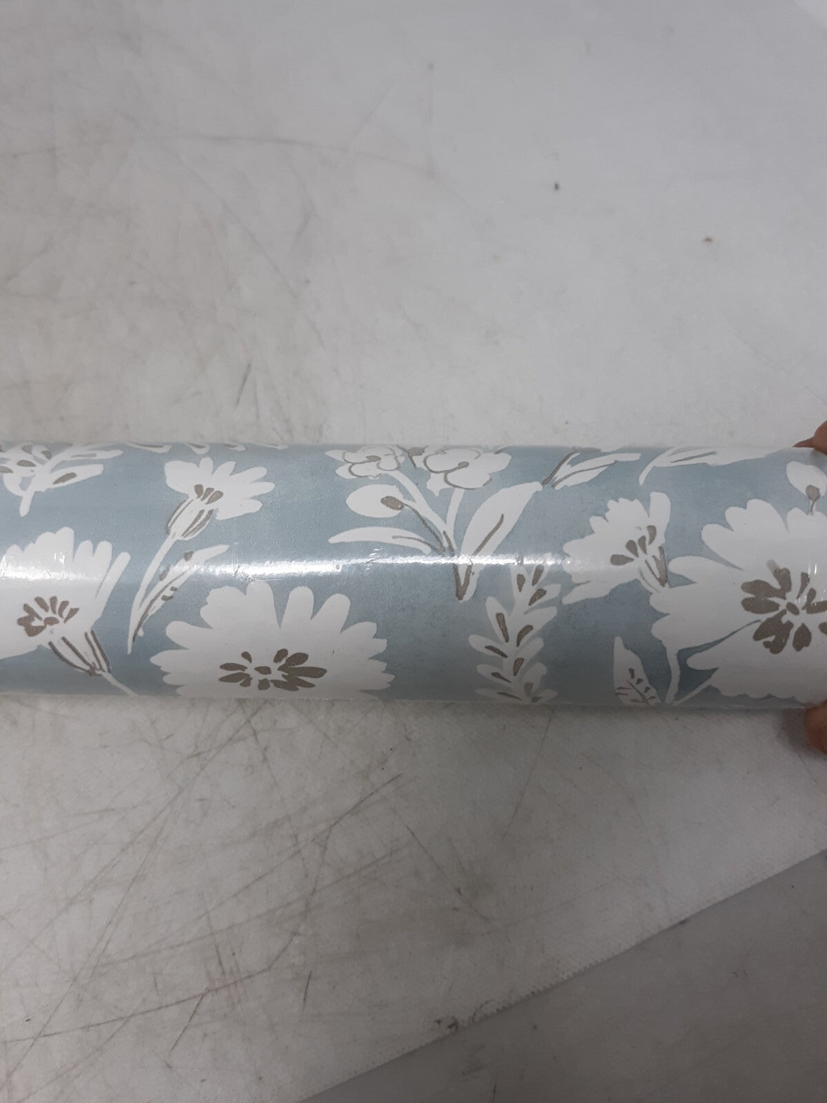 Chesapeake SureStrip Pre-Pasted Wallpaper YK70053 Blue Floral 20.5” x 33’