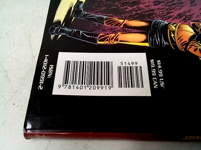 WildStorm Top Ten: Beyond the Farthest Precinct OTHR-MISC-READ-26896-STCL-STSZ