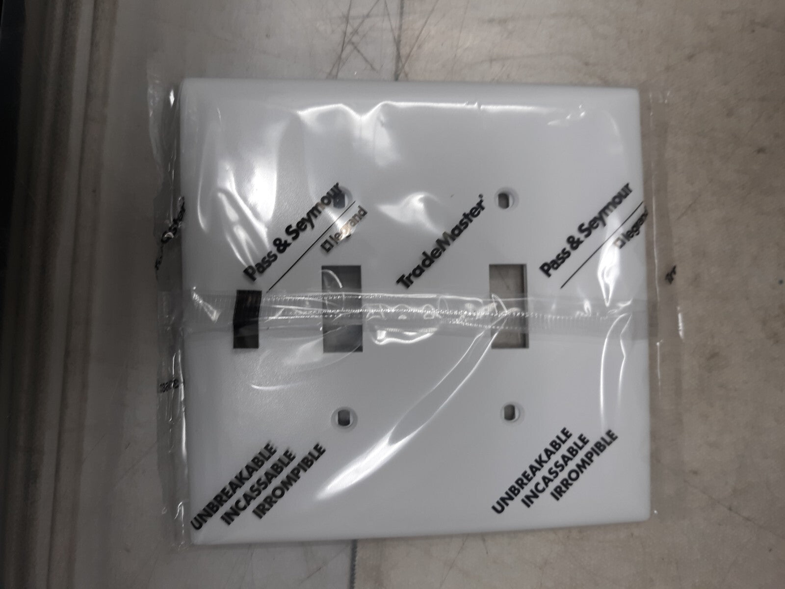 LEGRAND TPJ2WCC10 WHITE TOGGLE WALL PLATE - LOTE OF 10