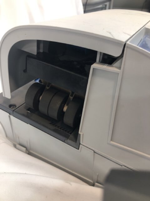 FOR PARTS ONLY - A0001380Neopost IN-600 Mailing Machine Base with Feeder Sealer