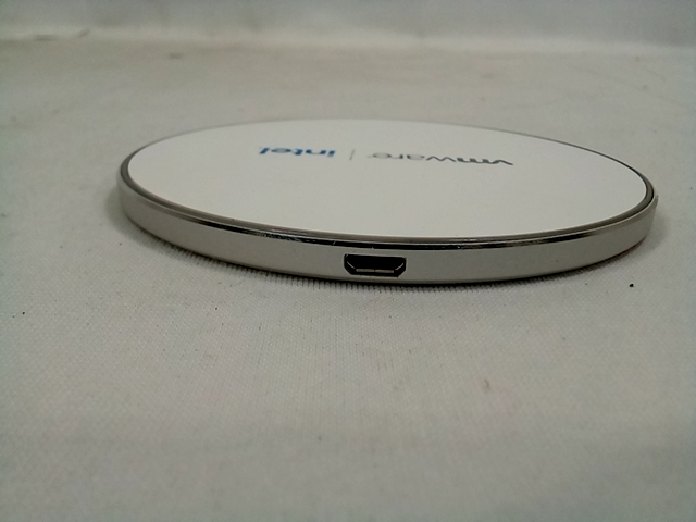 Intel VMWare Jersey USB Flashdrive and Wireless Charger