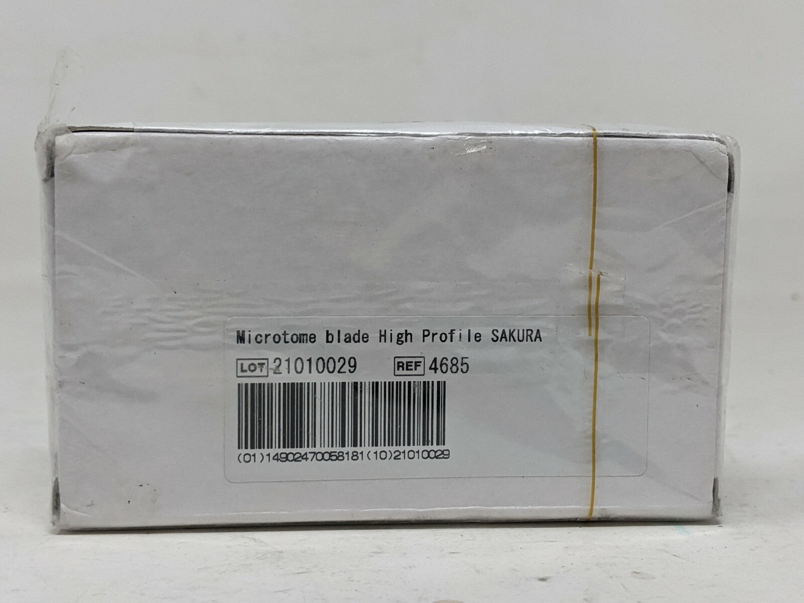 Sakura Tissue-Tek Accu-Edge Paraform Disposable Microtome Blade; 50/cs 4685-50