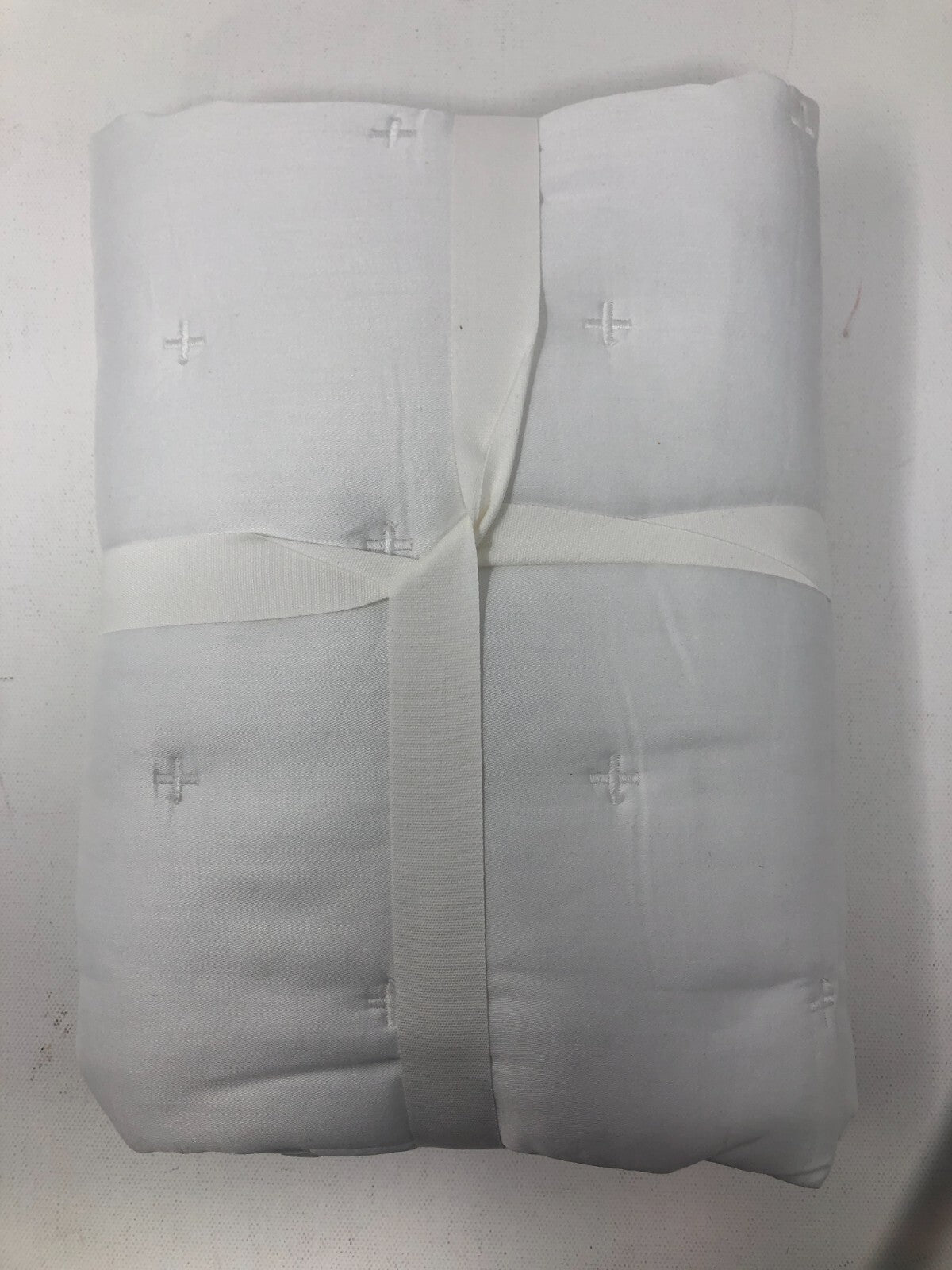 Quince Bamboo Quilted Euro Sham ~ 100% Bamboo Sham w/ Satin Weave, White Pattern
