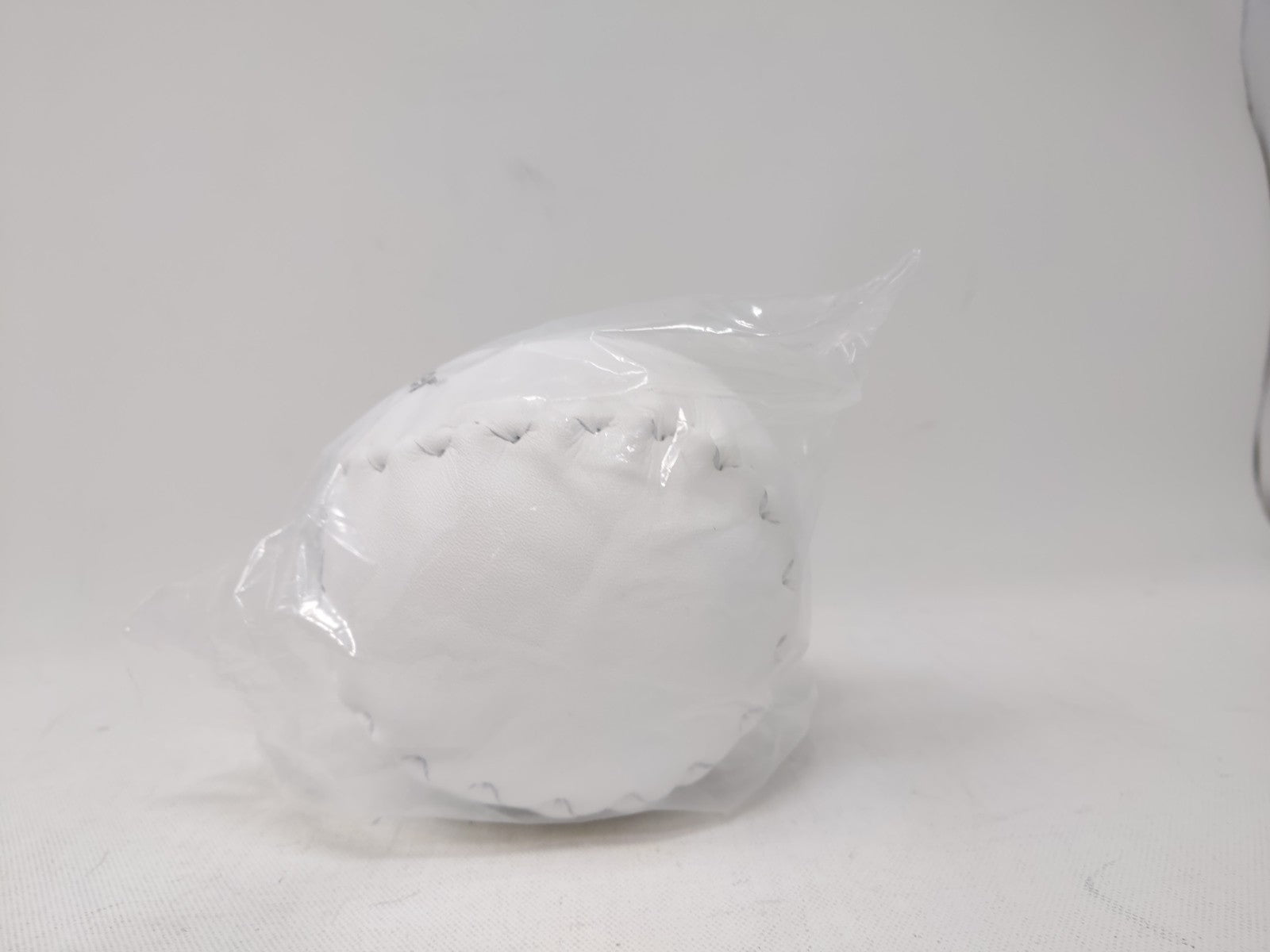 deBeer Extra Soft GYMBALL XF16 Leather Cover 16" Ball Costa Rica