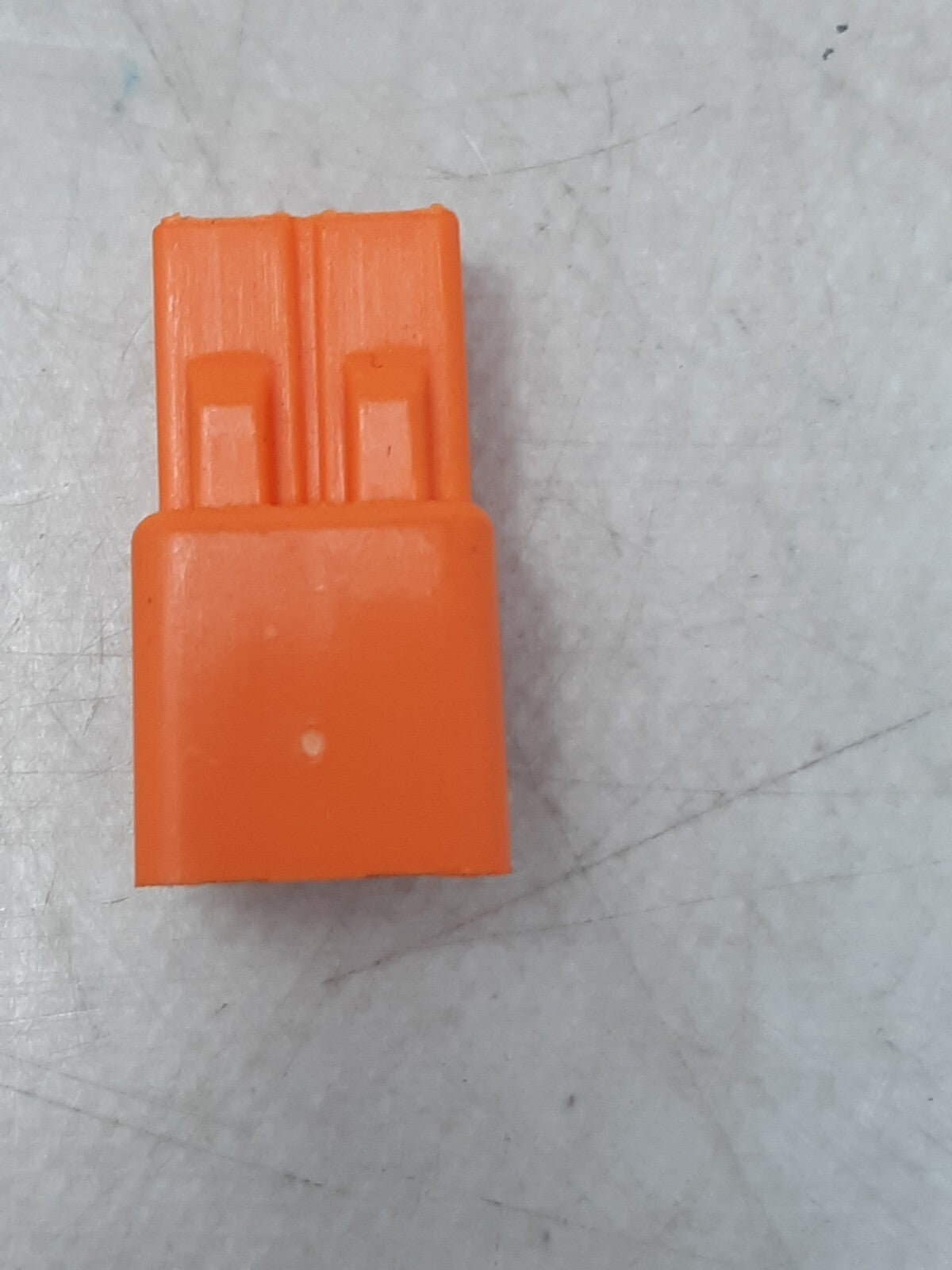 Lot of 250 IDEAL 30-682 18AWG Solid 2-Wire PowerPlug® Luminaire Disconnect