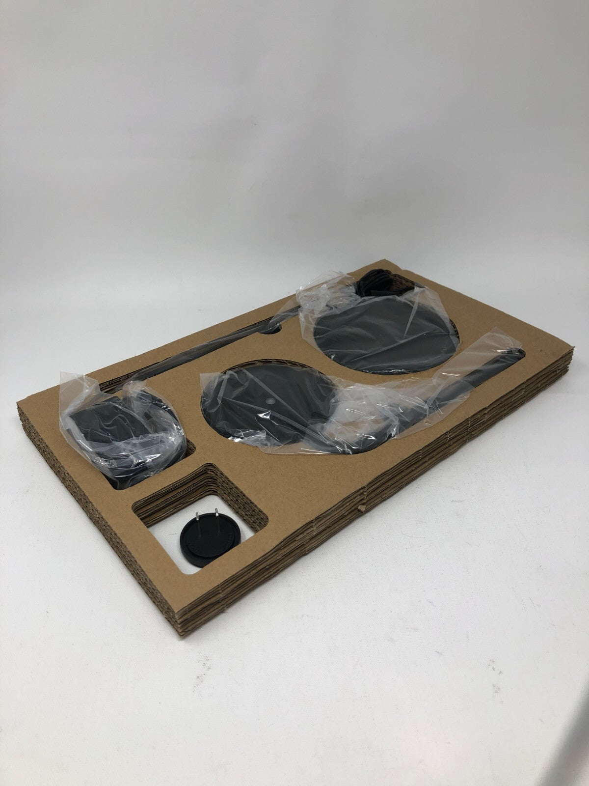 Pablo PIXO+ LED Task Light ~ Aluminum Adjustable Desk Light w/ Charger, Black