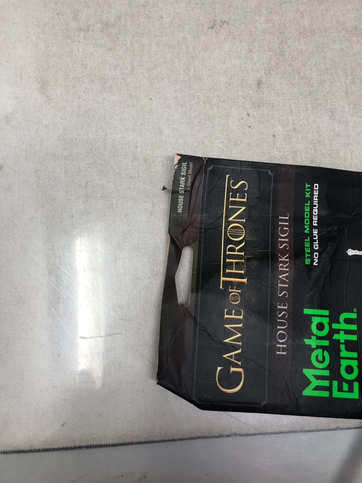 Fascinations ICONX Game of Thrones HOUSE STARK SIGIL 3D Metal Earth Model Kit