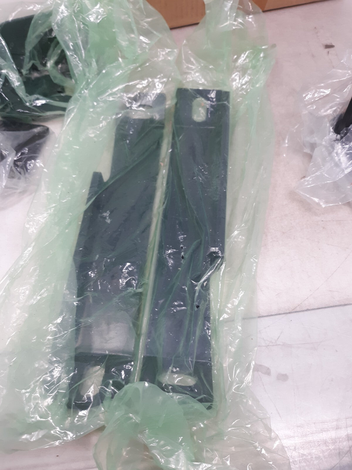 GMC Yukon XL 1/2 Ton Side Bar Mount Kit IAS-202910