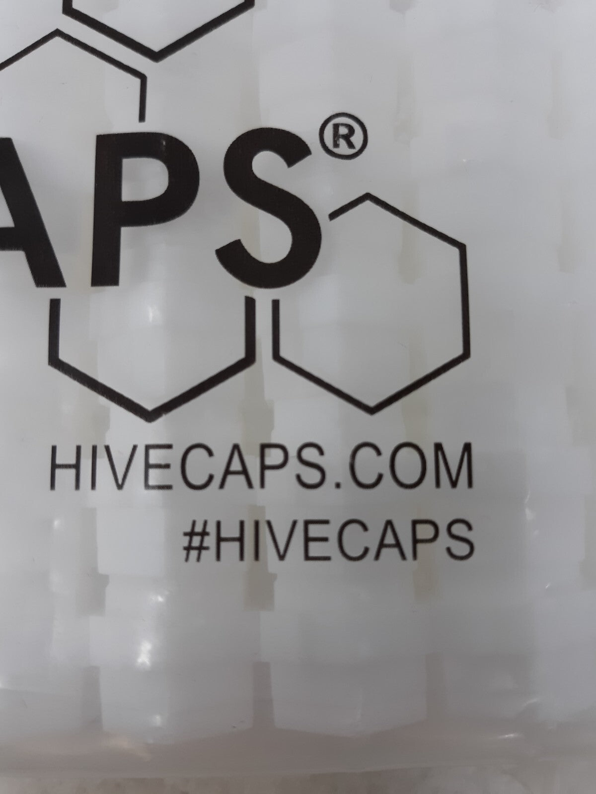 Hive Caps Deep Bag of 200 Ink Caps (50 Pieces) - Plastic White Ice