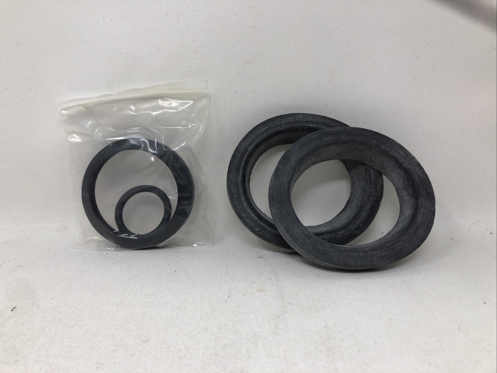 Thetford 31112 Flush Mechanism Repair Kit for Bravura Toilets