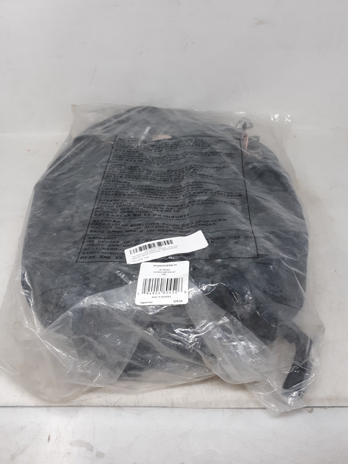 The North Face Recon 30L Backpack - Navy/Black