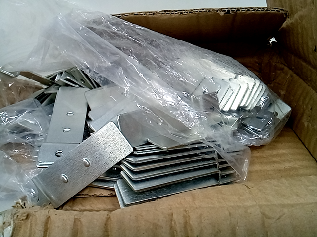 G+B Grand+Benedicts 1" S/W Base Plate Zinc - Case of 100