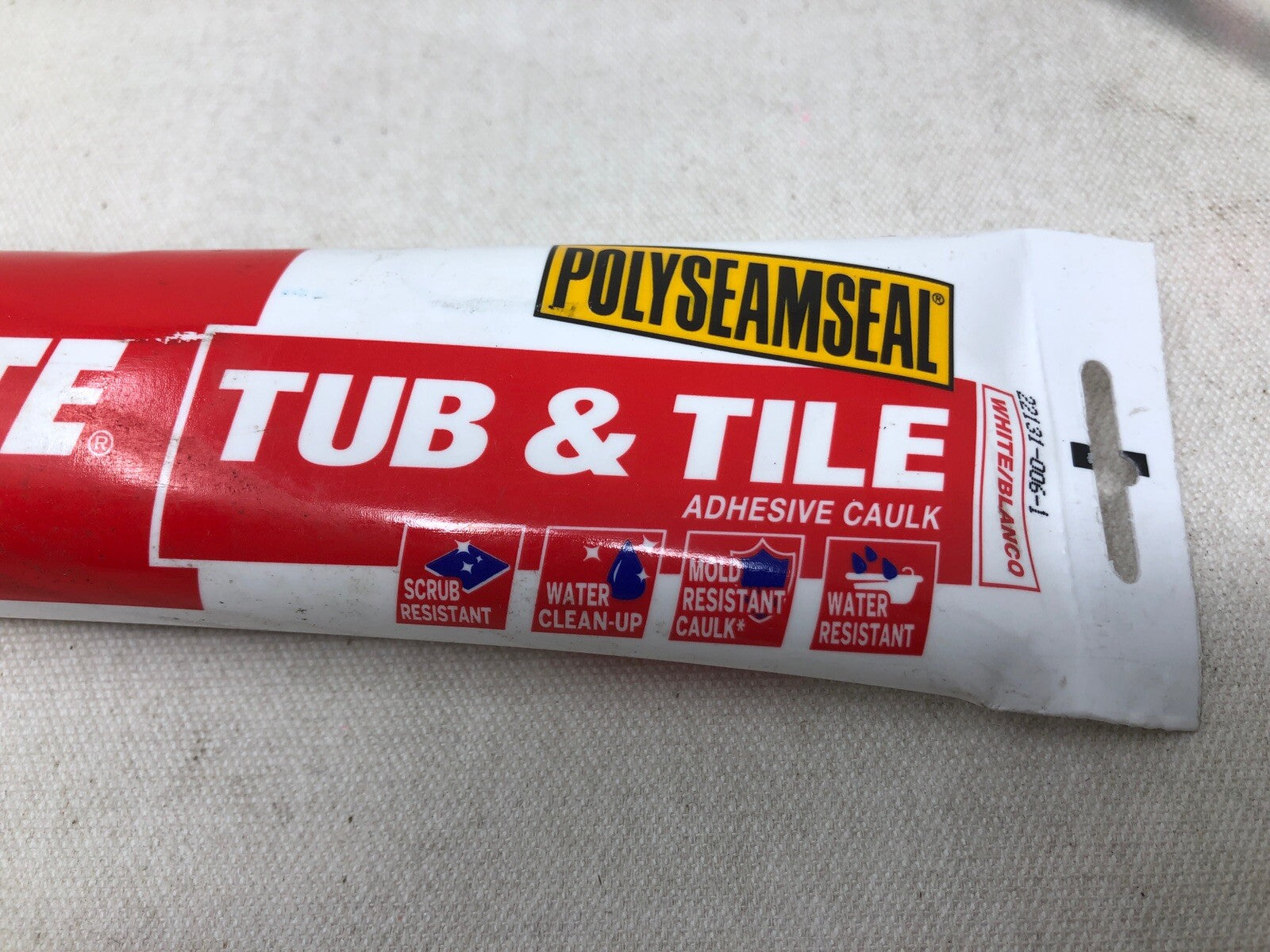 Loctite 1515861 Polyseamseal Tub and Tile Adhesive Caulk, 5.5-Ounce Tube, White