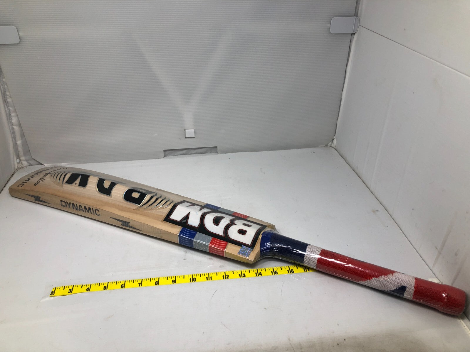 BDM Hi Tech Dynamic Power Super Cricket Bat