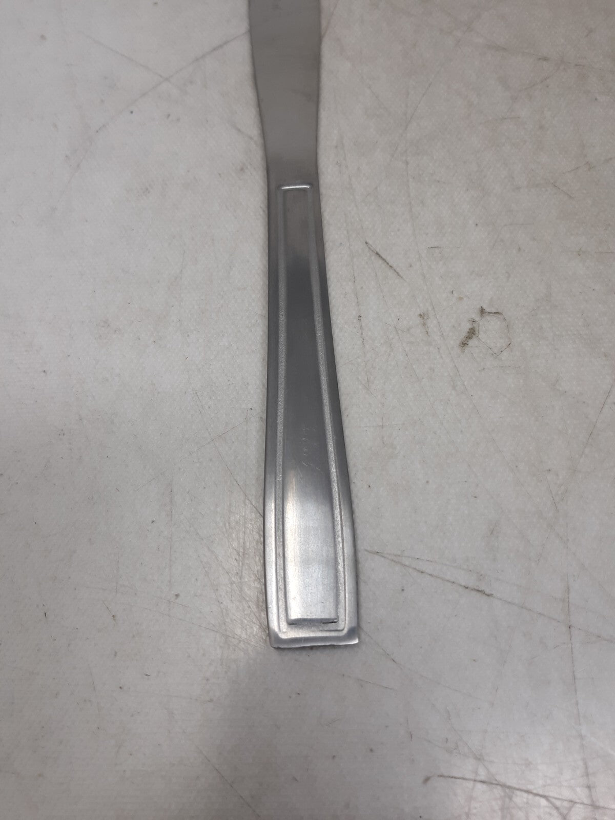 Lot 12 World Brand Tableware 285 Stainless Steel Dinner/Butter Knives