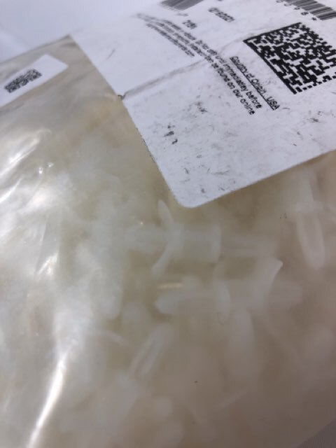 Essentra Components US12-0098 Circuit Board Support Dual Locking Qty 1000 White