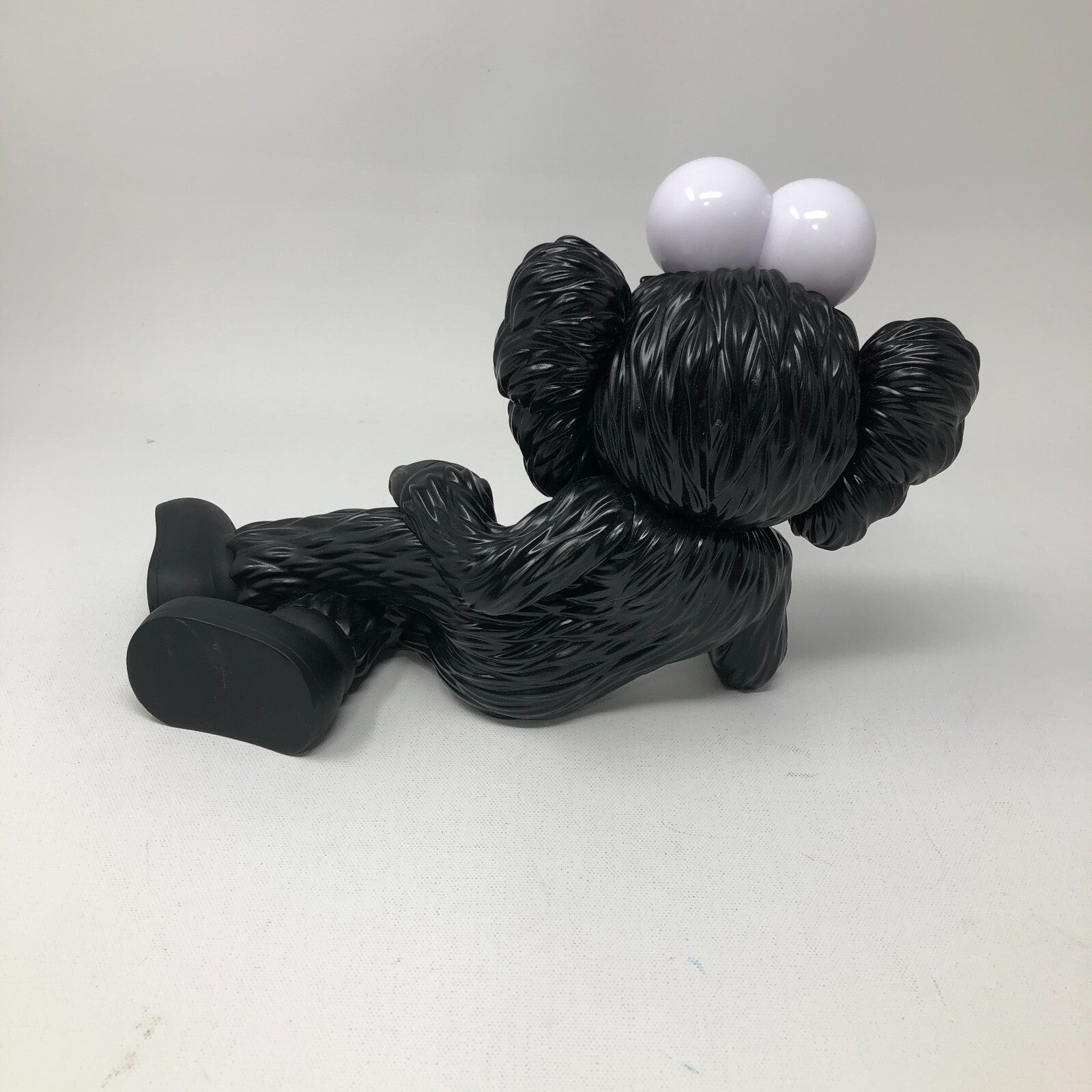 Kaws: Time Off Vinyl Figure