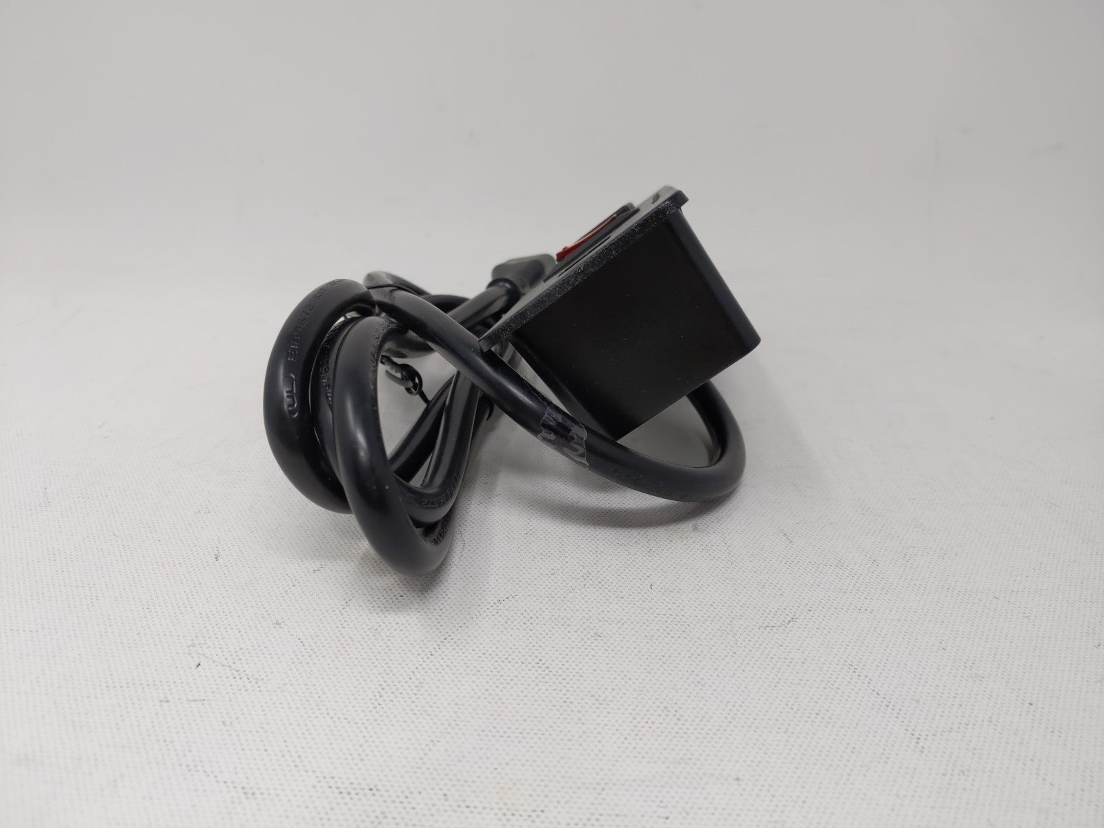 Jenson Furniture Power Distribution Unit JN02-03-22K Black 2 Outlet, 2  USB