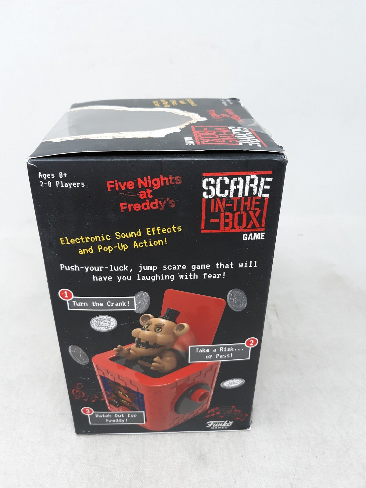 Five Nights at Freddy's - Scare-in-a-Box Game-Funko