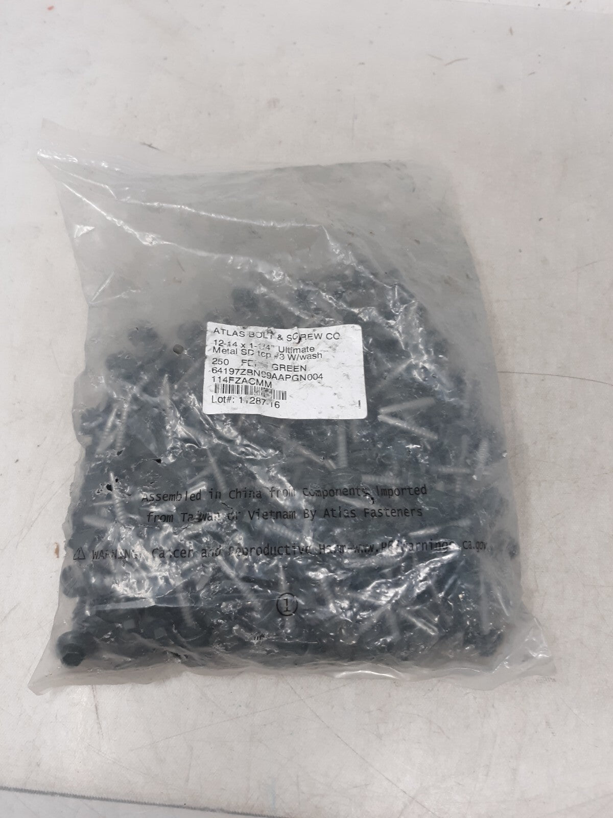 Bag of 250 Atlas ultima 12-14 1 1/4" Self Drill Lap Screw Fasteners Wash rustic