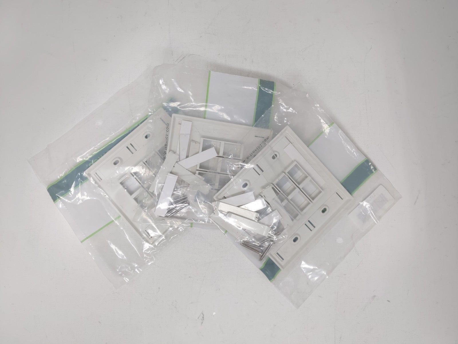 Ortronics (3 pack) OR-KSFP8 Dual 2-Gang 8-Port Wall Plate, Fog White