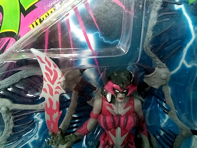 Spawn Ultra Action Figures Widow Maker Red/Black Varient