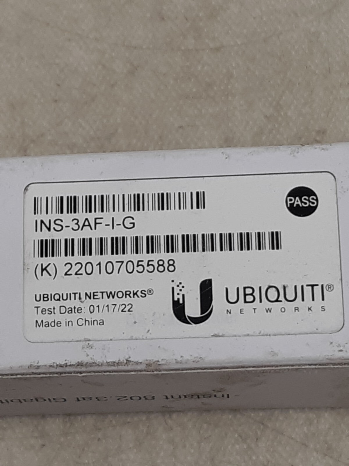 Ubiquiti Networks Instant 802.3af Indoor Gigabit PoE Converter INS-3AF-I-G