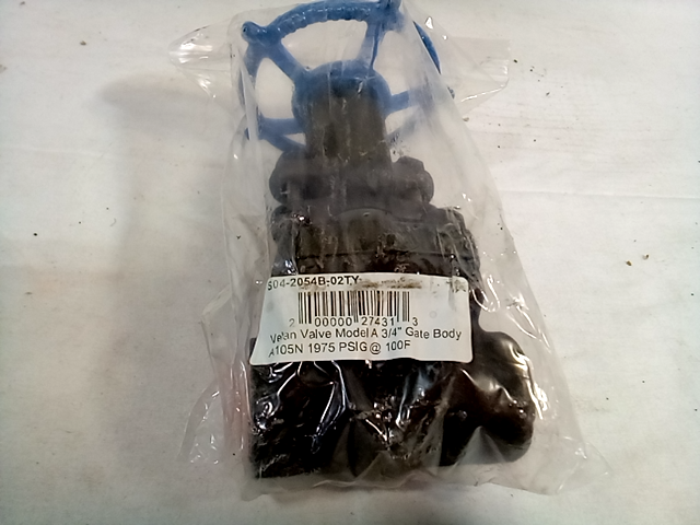 Velan Gate Valve A105N Body 13CR Stem/Wedge 3/4" S042054B-02TY-W410