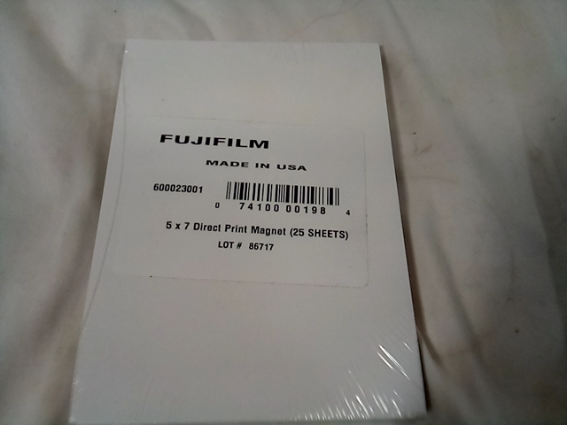 FUJIFILM - 600023001 - 5x7 Direct Print Magnet 25 sheets