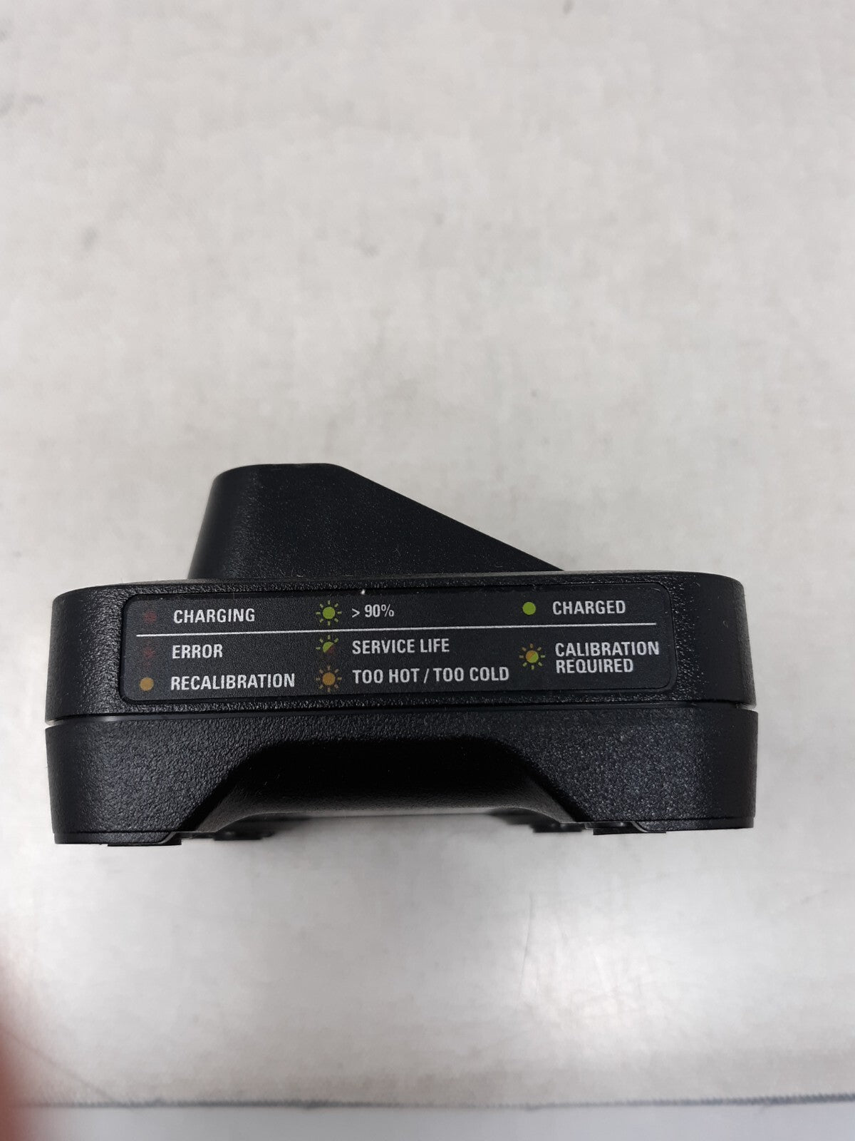 PMPN4527A Motorola Impress Charger Base Unit Only. No Power Cord.