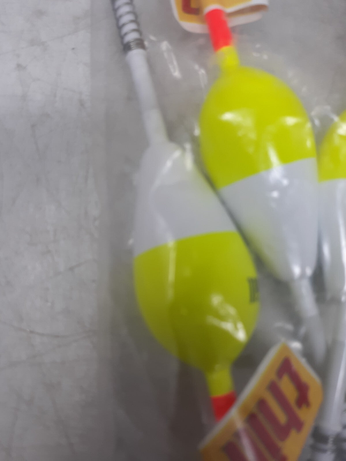 Thill America's Favorite 1" Oval 5 1/2" Spring Float