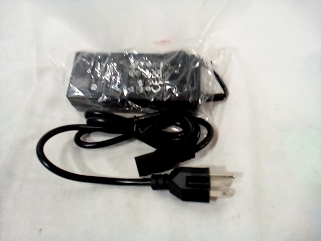 Switching Adapter Cord - Black