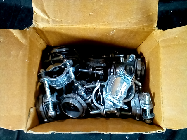 L-104 0.75 in. Box Connector- Box of 50