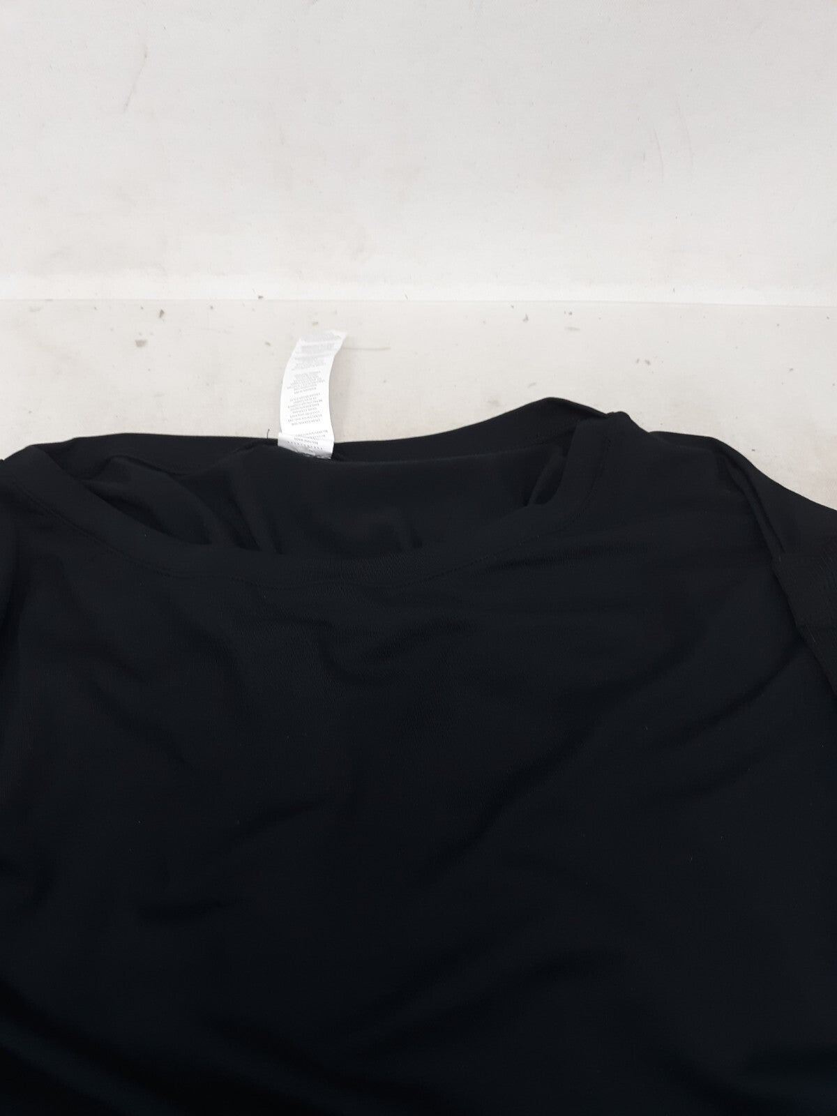 Fabletics Cashel Long Sleeved Cinched Back Mesh Top Black Women Size 4-6