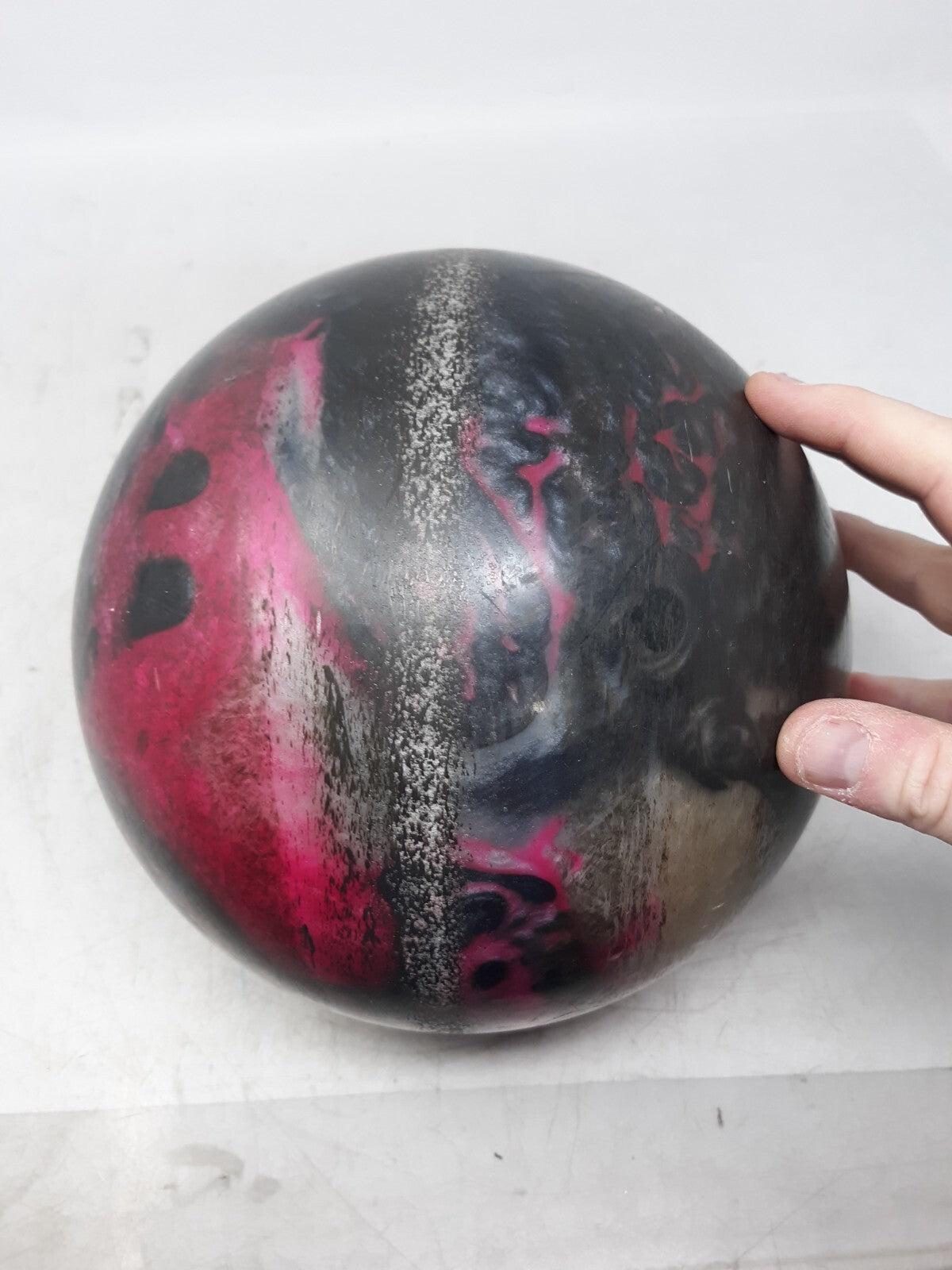 Columbia 300 Bowling Ball 8lb Swirl Pattern USBC Approved