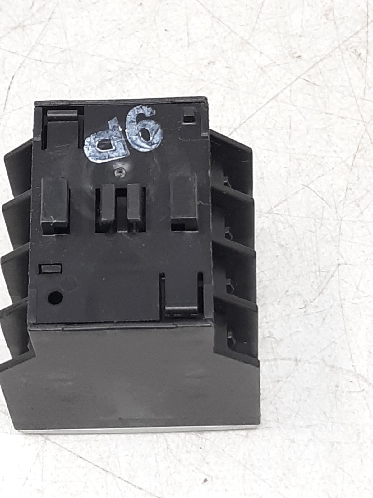 Eaton XTCEXFCLC22 Auxiliary Contact Block for Contactor - 2NO/2NC