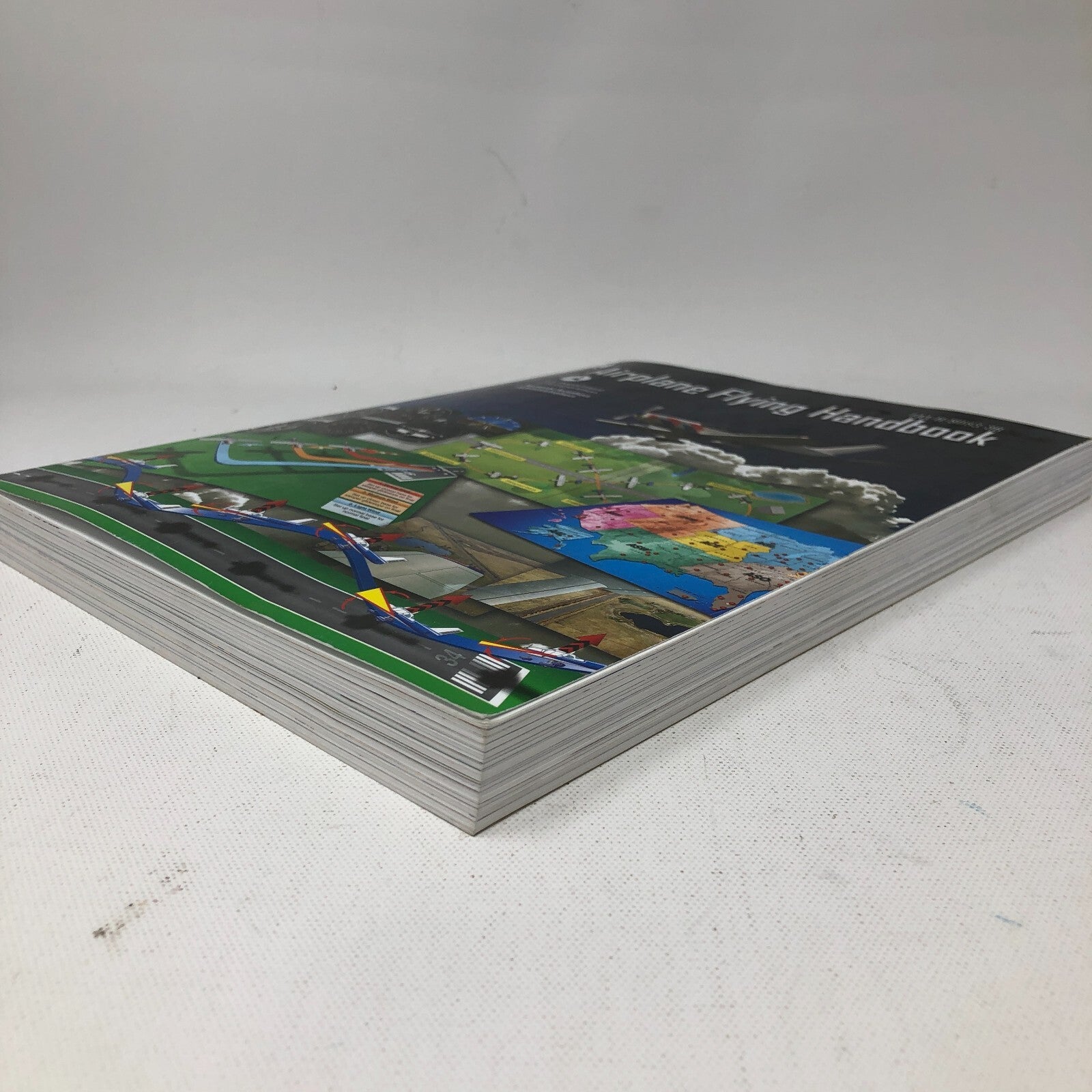 Airplane Flying Handbook (2016)