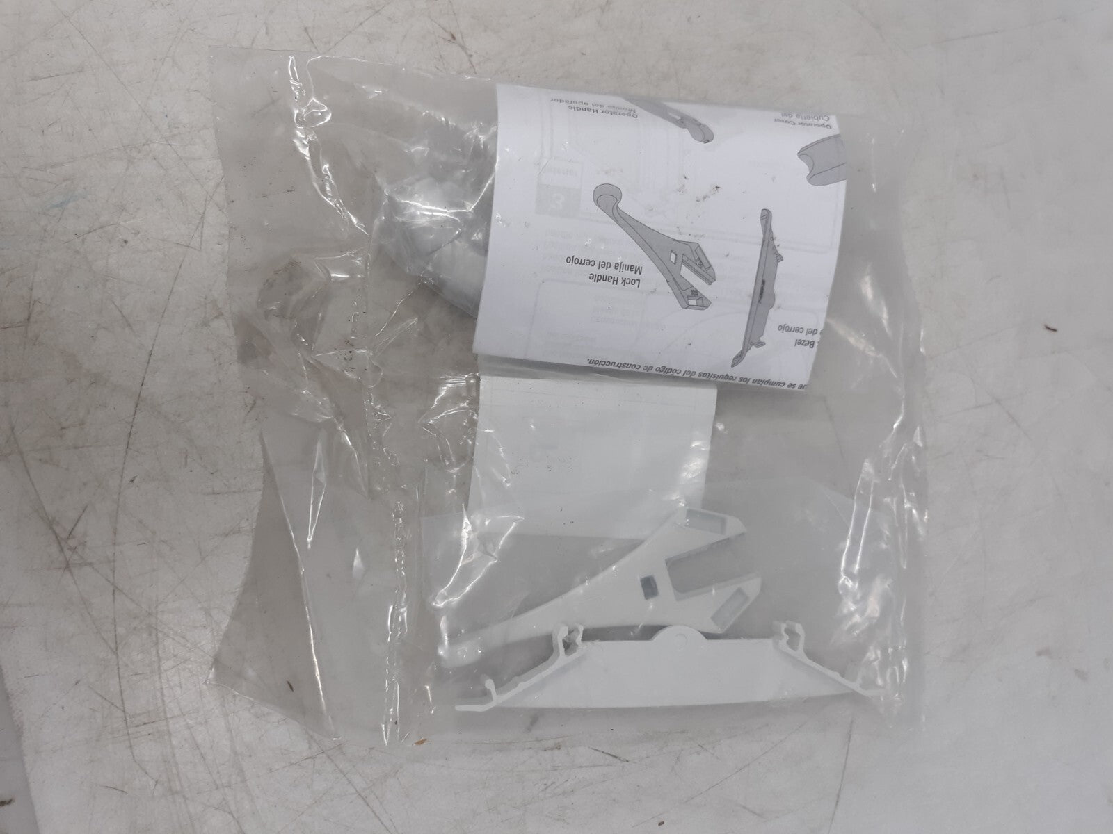 Eagle 9078352 White RH Hardware Kit CSMT Bag – Ashland P/N 1891237