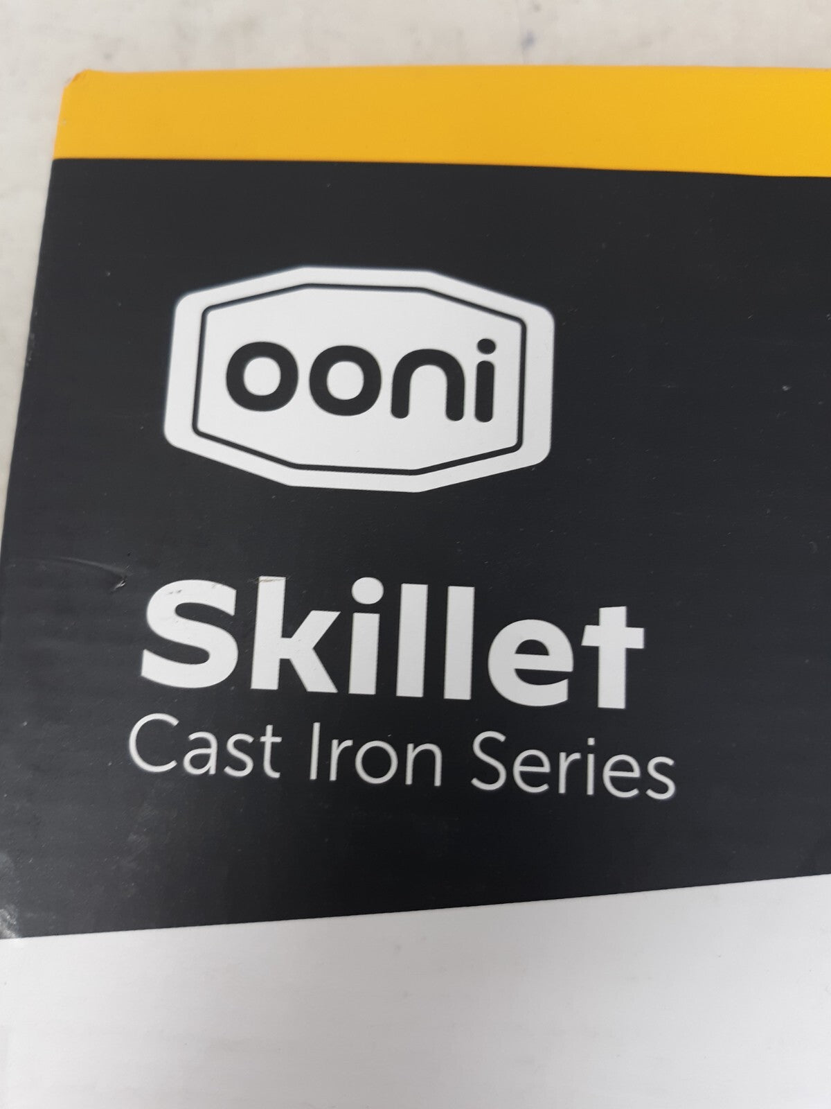Ooni - Cast Iron Skillet - Black 9"