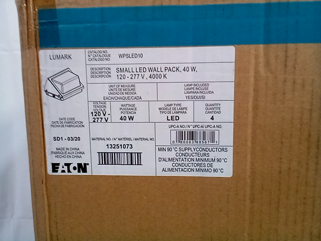 EATON - Box Of 4 Lumark Lights