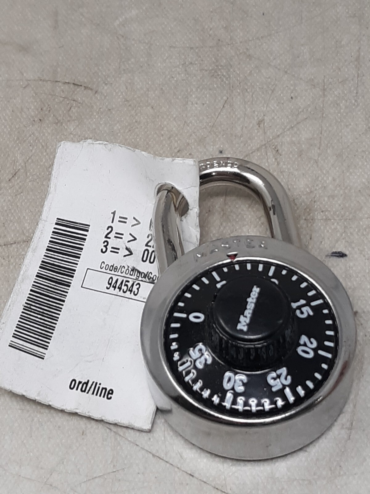 Master Lock 1500Lh Combination Padlock,Front,Black/Silver