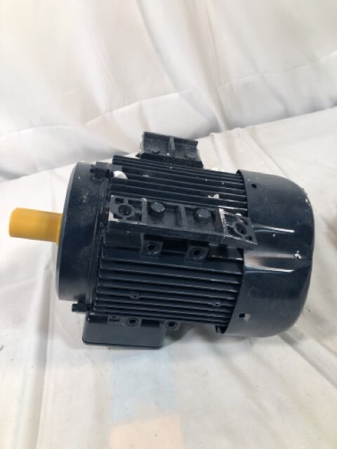 LEESON PREMIUM EFFICIENT IEC METRIC MOTOR  - For parts only