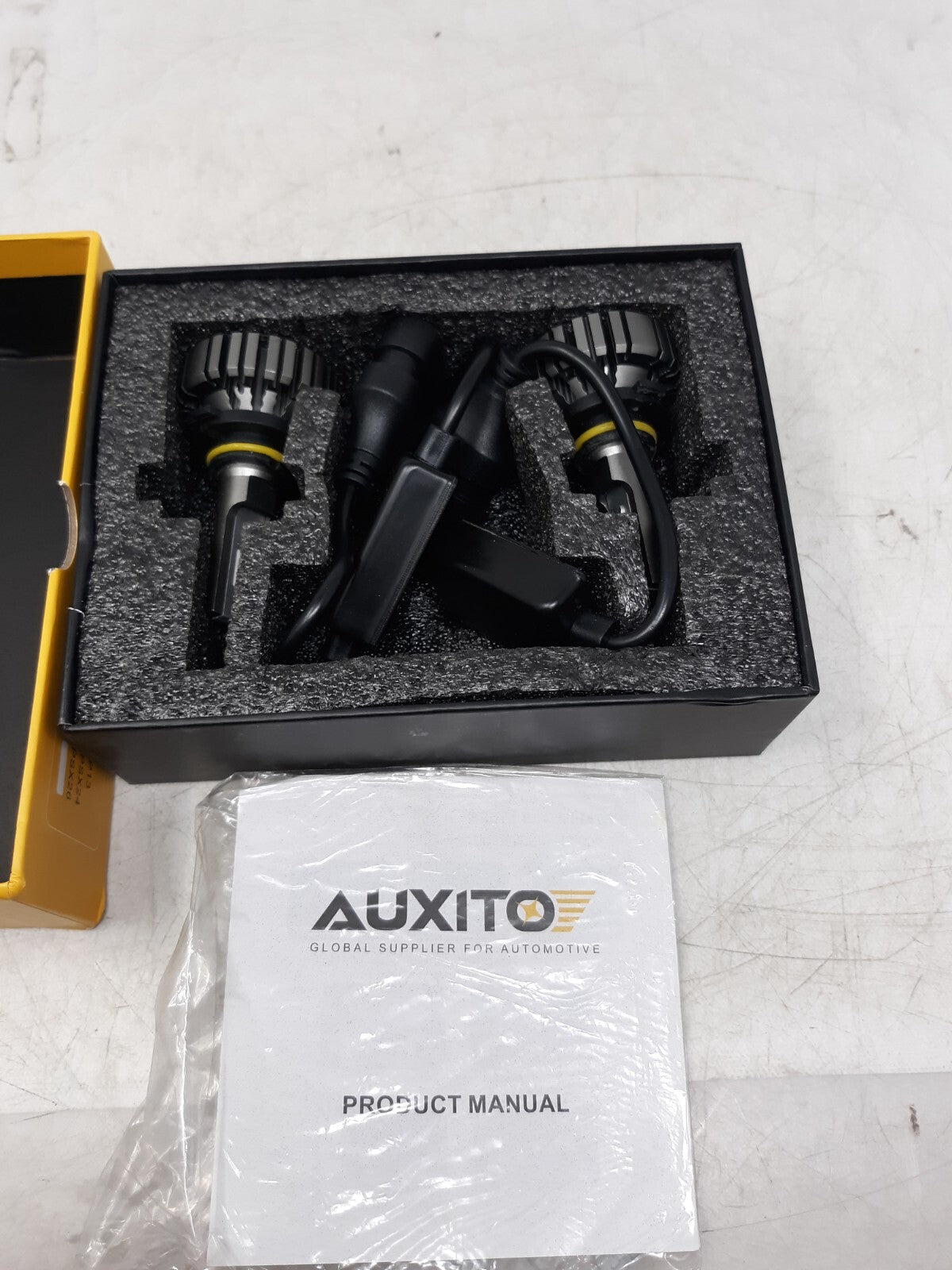 Auxito B3 9005 HB3 LED Headlight Bulbs 6500K White 12000LM - Set of 2