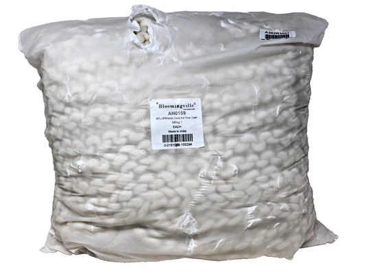Bloomingville AH0159 60" x 50" Acrylic Chunky Knit Throw, Cream