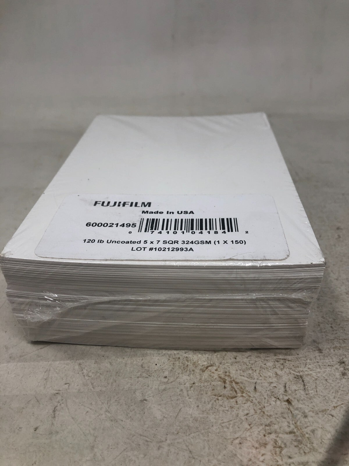 FUJIFILM Uncoated 5x7 SQR 324GSM 1x150 Scalloped Cards