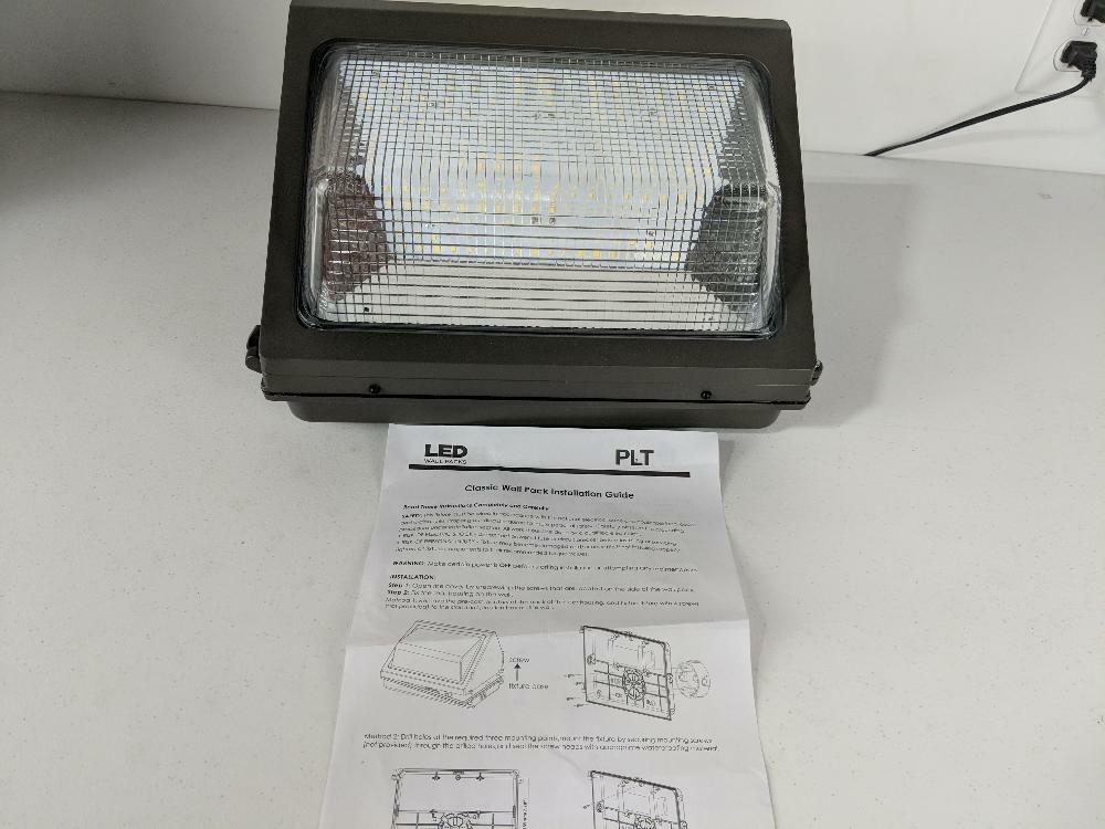 6250 Lumens - LED Wall Pack - 50 Watt - 5000 Kelvin