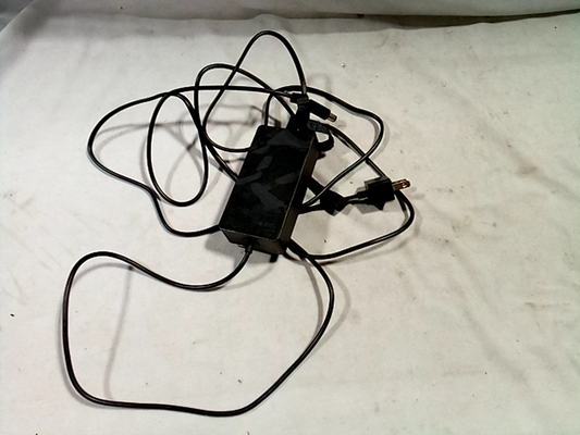 Ac replacement adapter Model: M90W-A1749