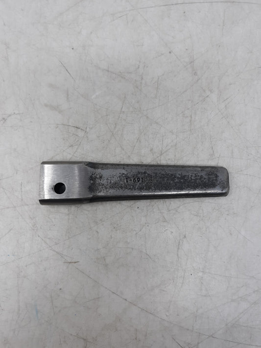 C.S. Osborne 169-4 Forged Steel Riveting Stake Tool – Heavy Duty