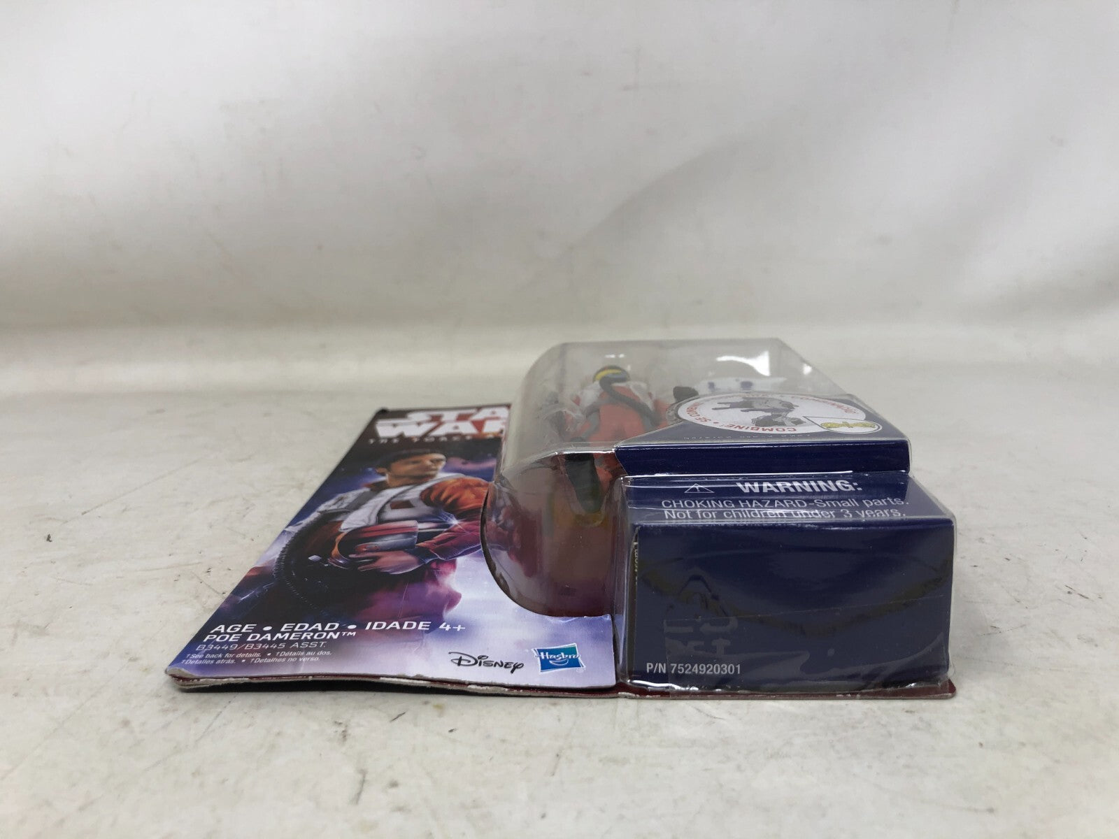 Hasbro Star Wars: The Force Awakens Poe Dameron Action Figure